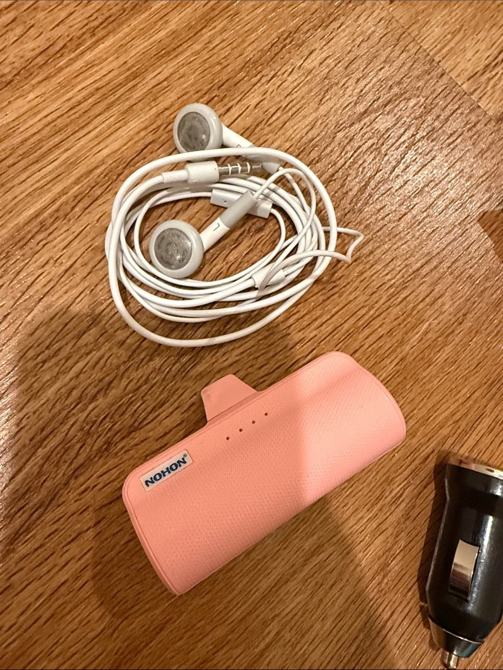 Belkin Black Retractable Audio Cable with Mixed Mobile Accessories lot bundle